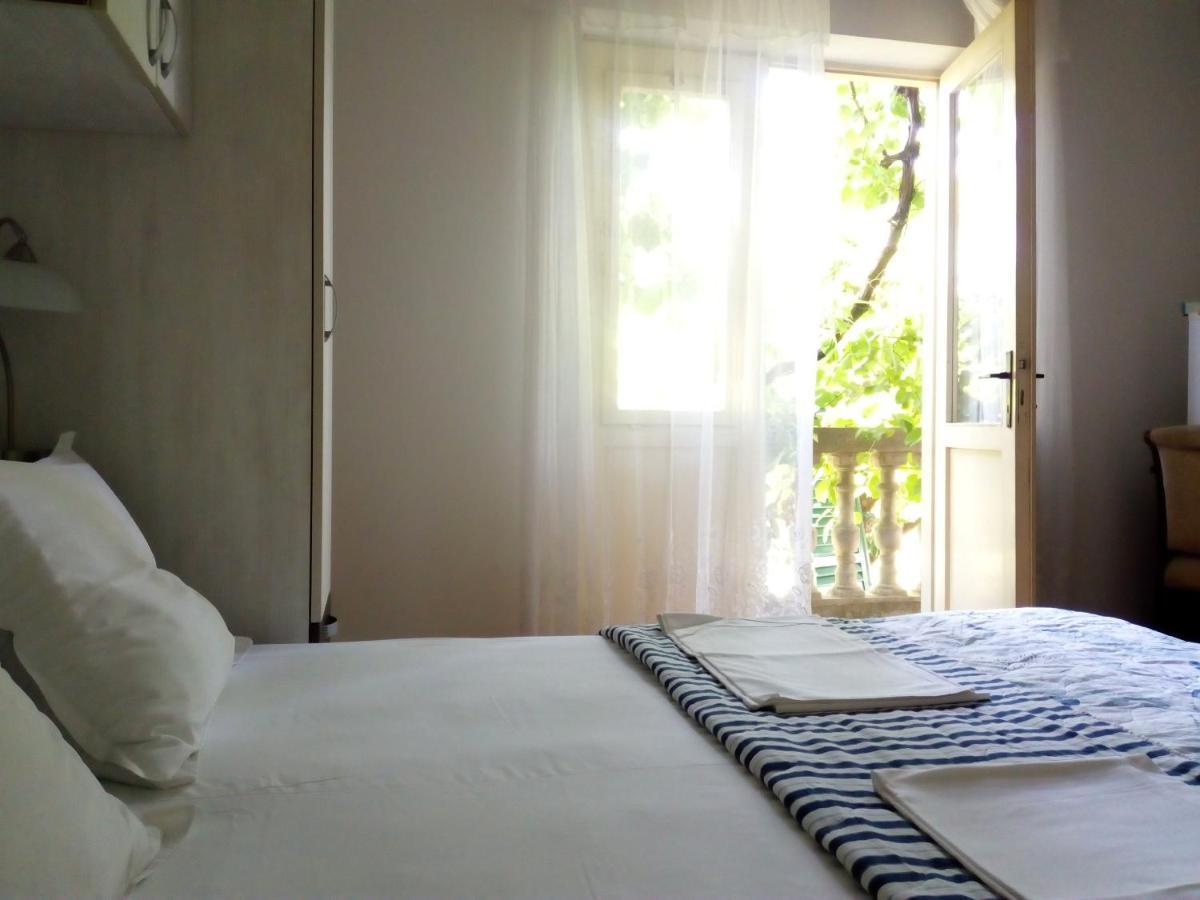 Vodice Center Apartments Esterno foto